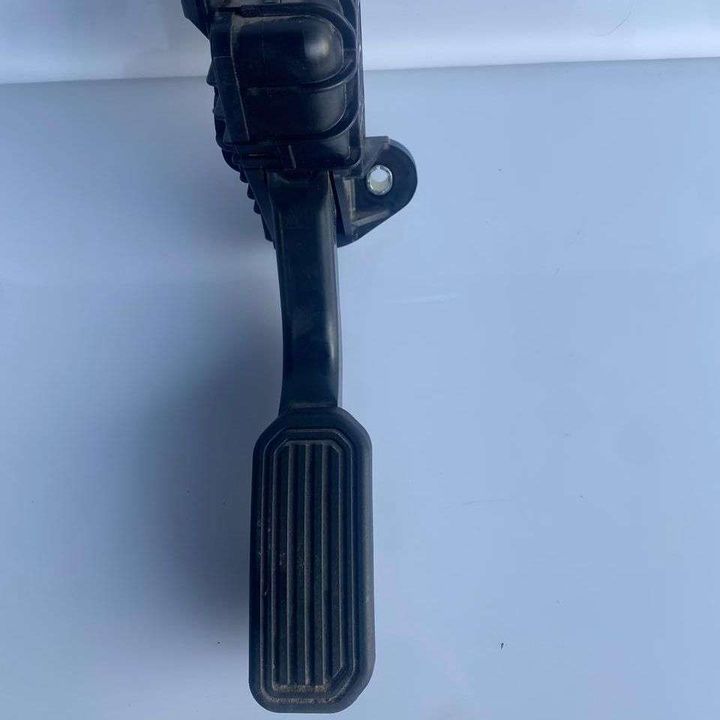 Accelerator pedal - 2021 Toyota Tacoma SR5