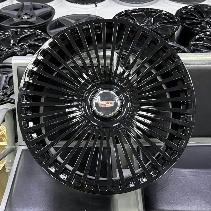 Cadillac Escalade - R24  Gloss Black Alloy Wheel