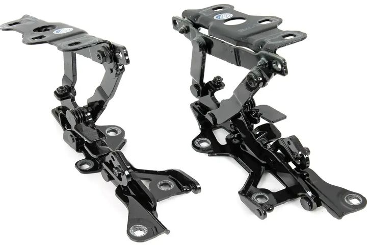 HINGE -RIGHT HOOD
