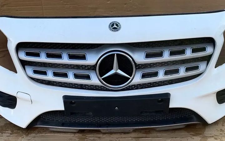 a1568800401 9149   front bumper
