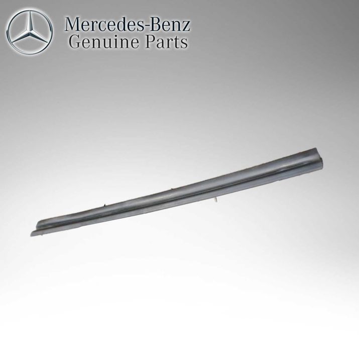 Mercedes Benz Genuine Ledge Weather Strip 2026901362