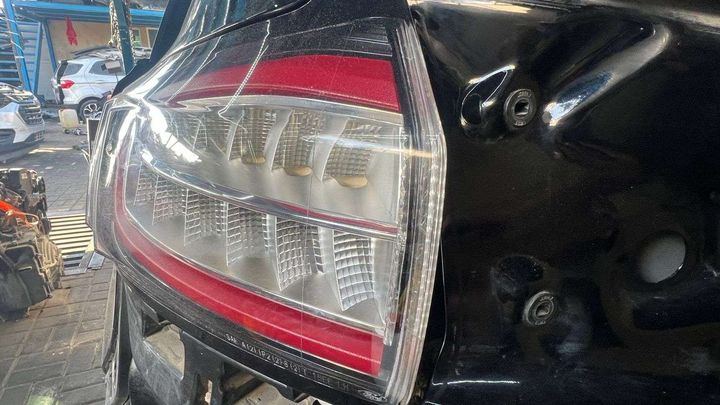 Tail Light (LH) - 2016 Ford Edge