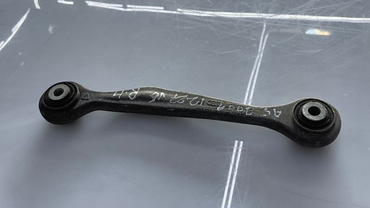 Upper arm (RH) - 2009 Audi A5