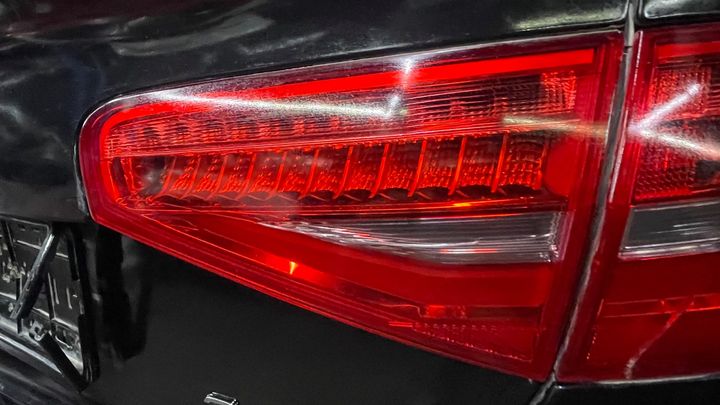Trunk Light (RH) - 2015 Audi A4 Quattro