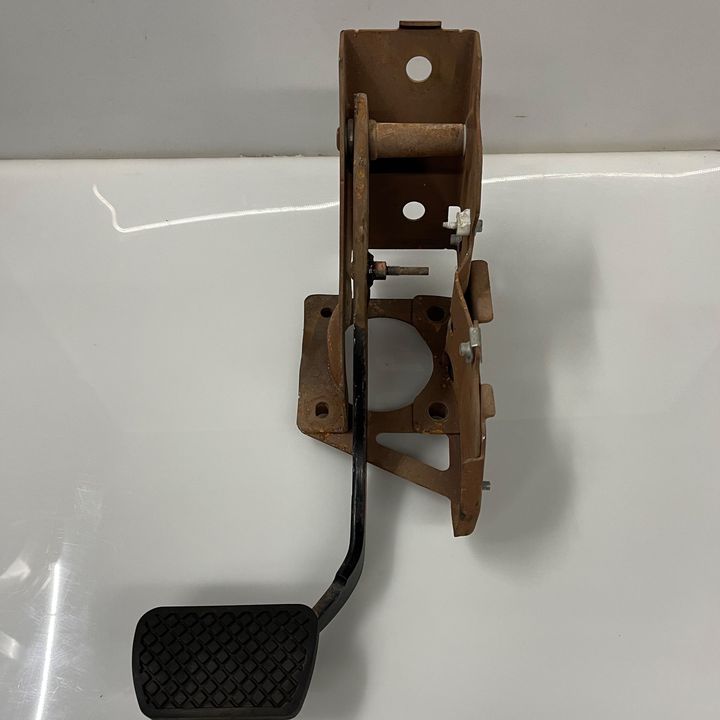 Pedal brake/clutch - 2010 GMC Terrain SLT2