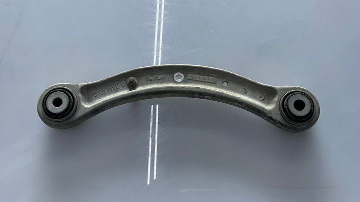 Upper arm (LH) - 2007 Audi Q7