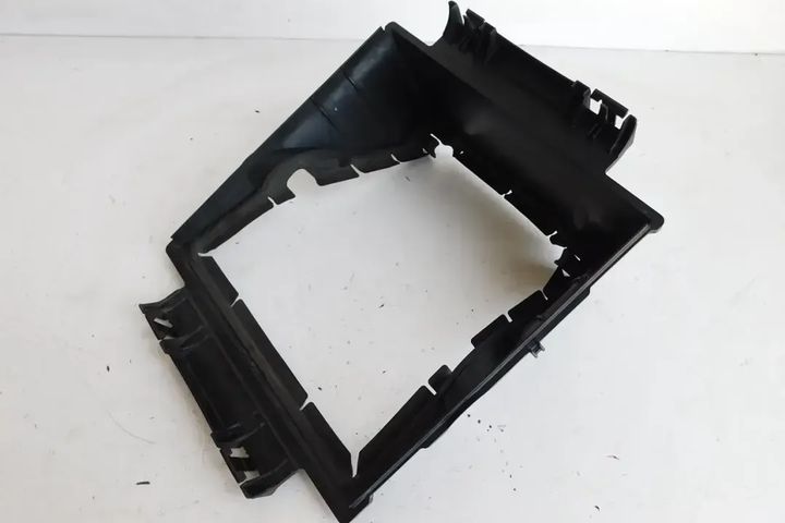 a1905050130   air deflector box