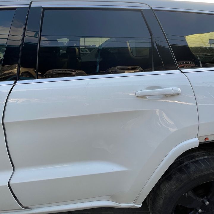 Door (LHB) - 2015 Jeep Grand Cherokee LAREDO