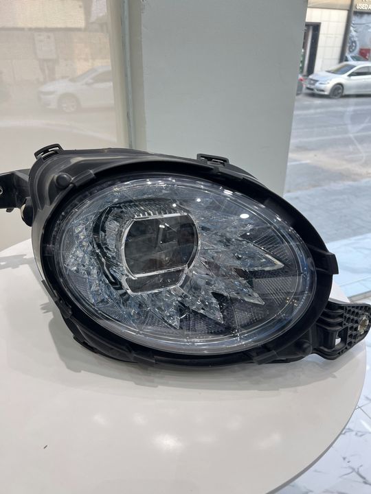 Bentley Bentyaga - Right Headlight LED