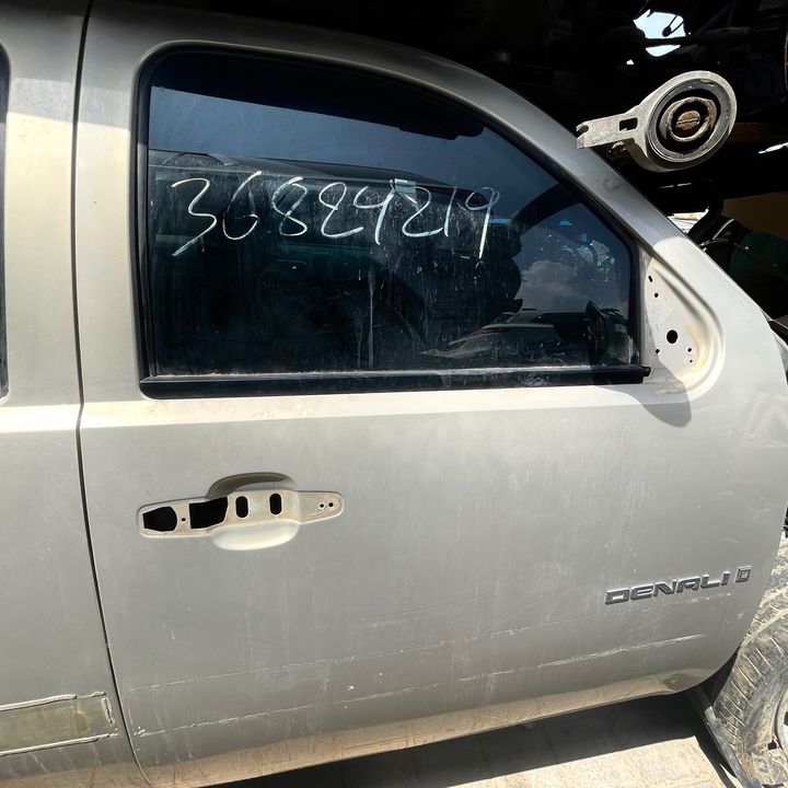 Door (RHF) - 2007 GMC Yukon