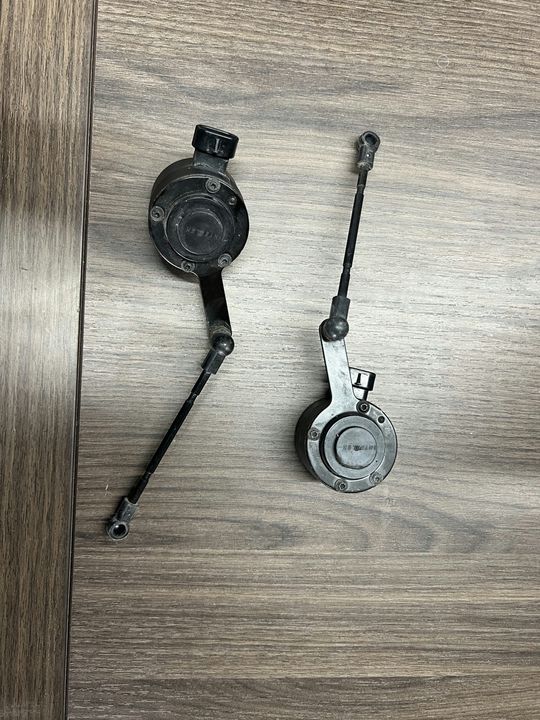 Ferrari Rear Motion / Level Sensor