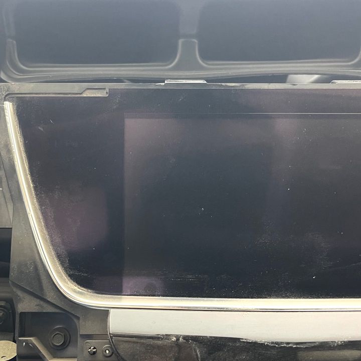 Info-gps-tv screen - 2017 Cadillac XT5
