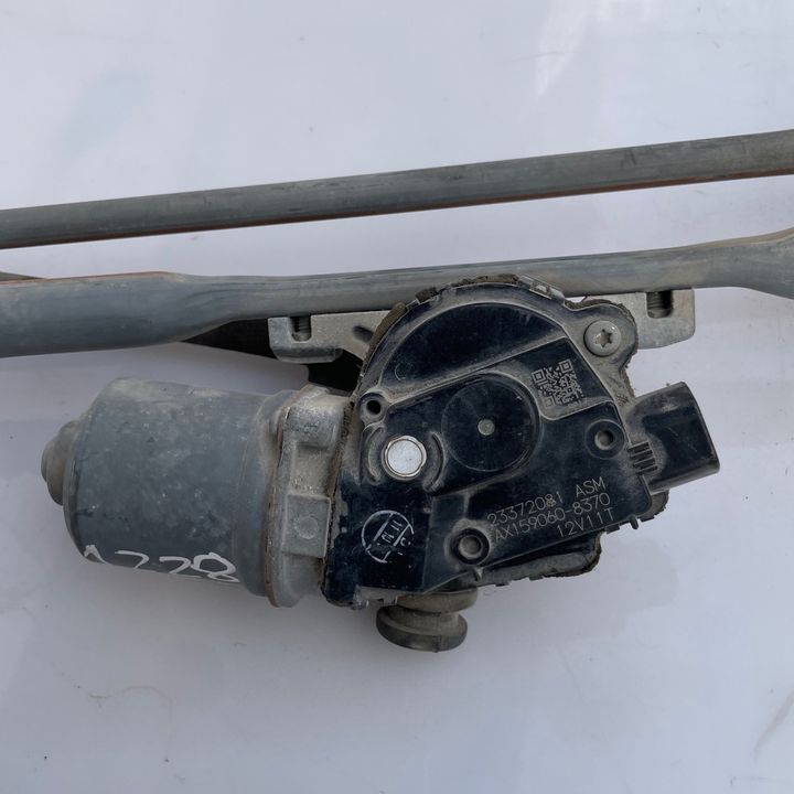 Windshield wiper motor - 2017 GMC Acadia SLE