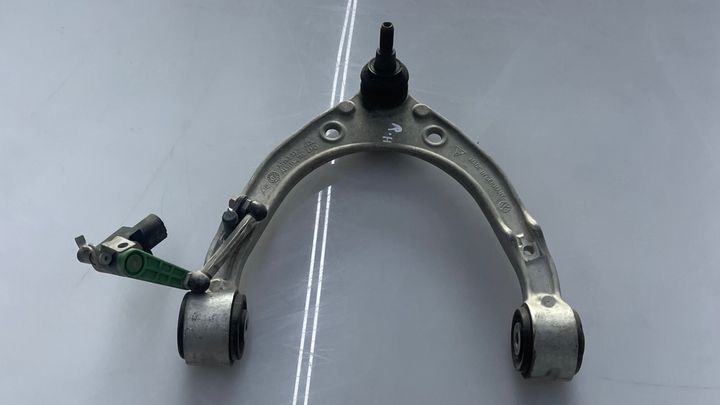 Lower Arm(RHF) - 2011 Volkswagen Touareg