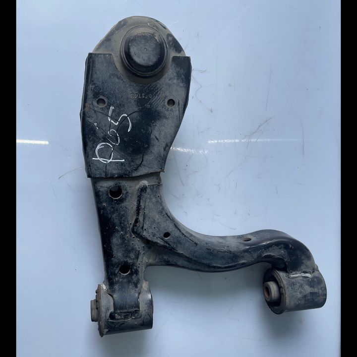 Lower arm (RH) - 2013 Nissan Pathfinder