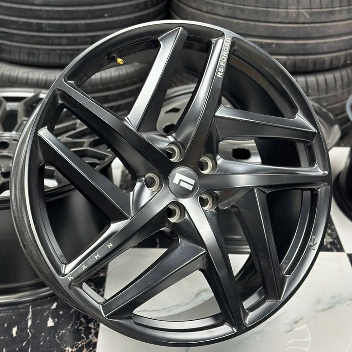 Original Kahn Design Wheels