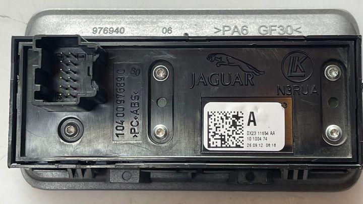 Tailgate Fog light Open Switch - 2011 Jaguar XJ