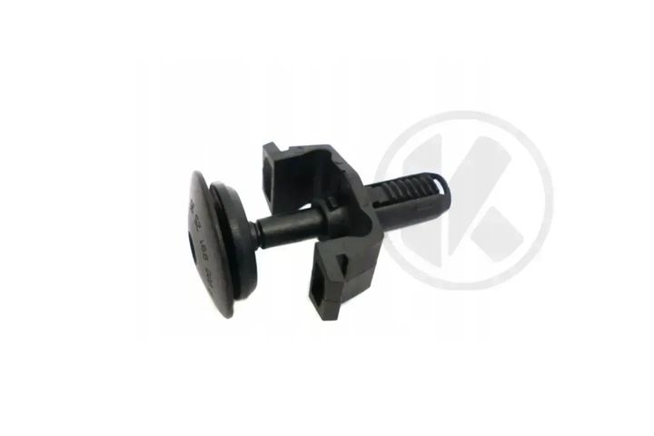 PLUG-IN FASTENER