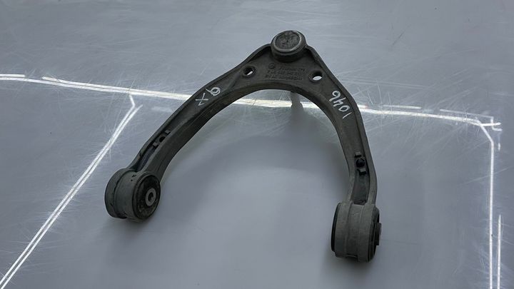Upper arm (RH) - 2007 Audi Q7