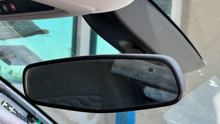 Rear view mirror - 2018 Chevrolet Equinox