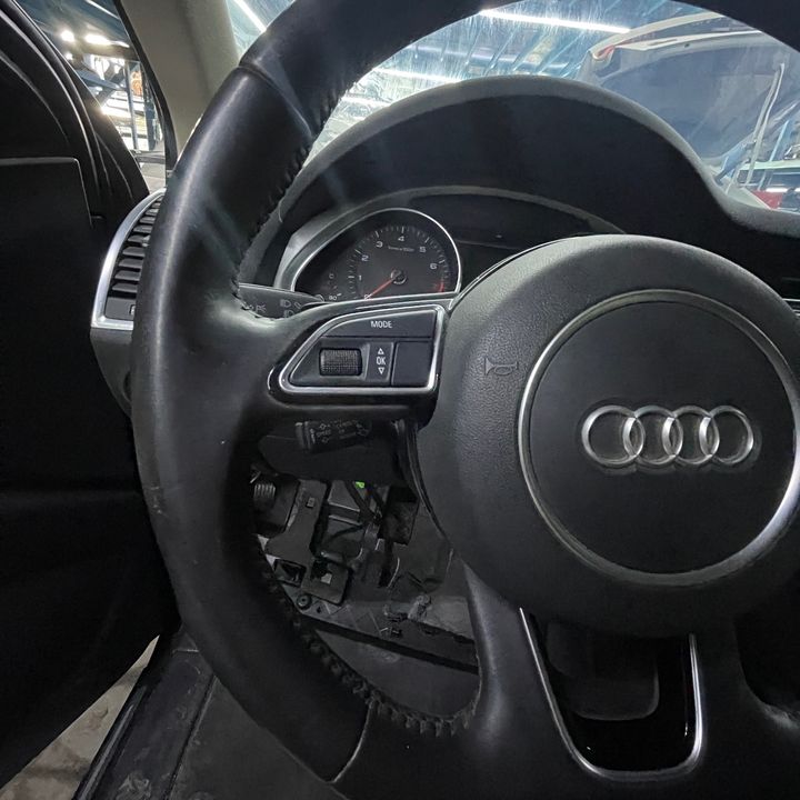 Steering wheel - 2014 Audi Q7