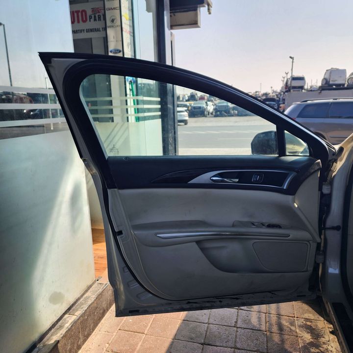 Door (LHF) - 2015 Lincoln MKZ