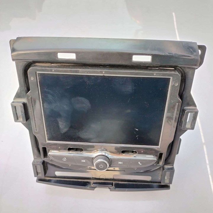 Info-gps-tv screen - 2020 Chevrolet Traverse