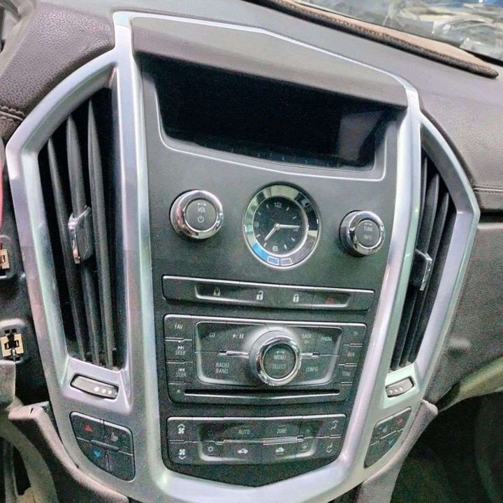 Info-gps-tv screen - 2011 Cadillac SRX
