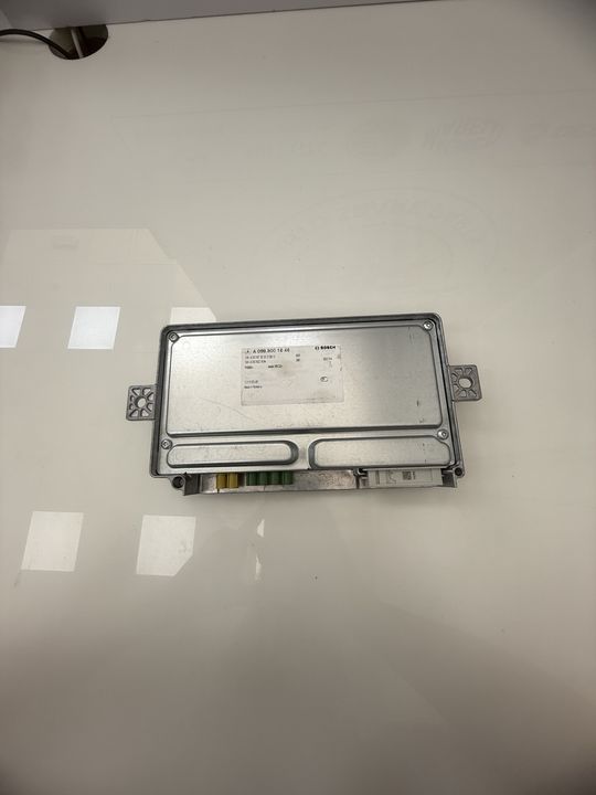 Mercedes-Benz Engine Control Unit (ECU) Bosch