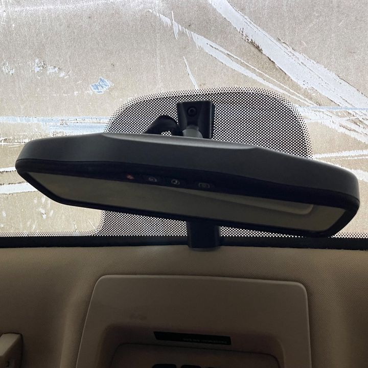 Mirror (Inner rear view) - 2011 GMC Yukon XL