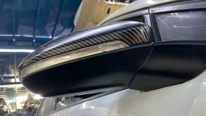 Side Mirror (RH) - 2015 Volkswagen Golf