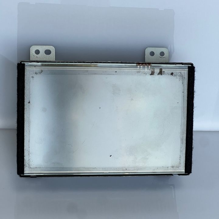 Info-gps-tv screen - 2011 Infiniti QX56