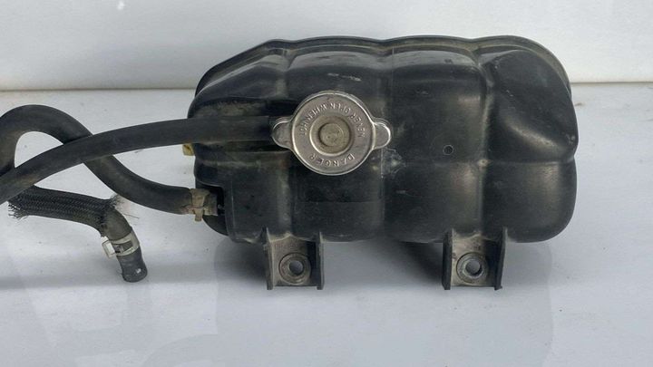 Radiator Water Bottle - 2011 Infiniti QX56