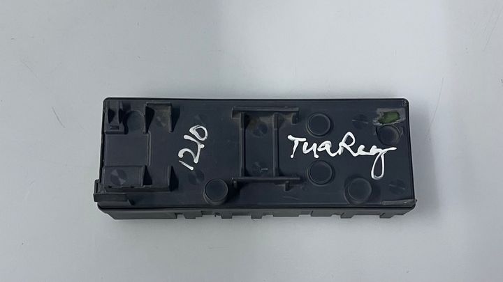 Power liftgate module - 2011 Volkswagen Touareg