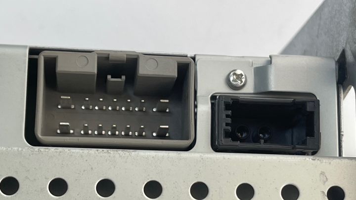 Navigation DVD player - 2011 Land Rover LR2