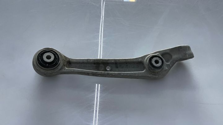 Lower arm (RH) - 2013 Land Rover LR4 HSE
