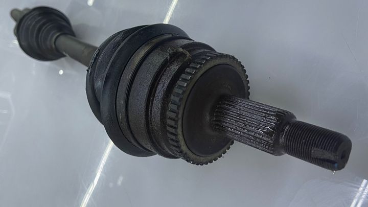 Axle(RHF) - 2013 Land Rover LR4 HSE