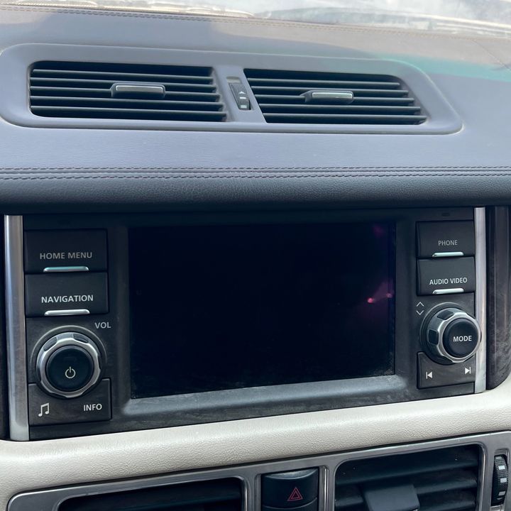 Info-gps-tv screen - 2012 Land Rover RANGE ROVER