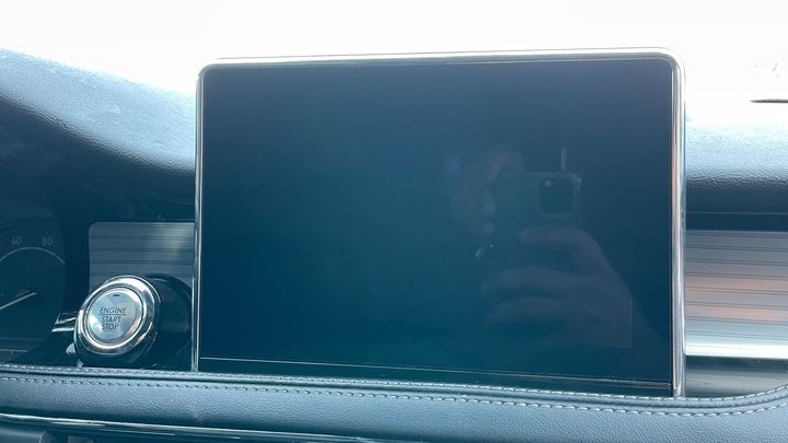 Info/GPS/TV Screen - 2022 Lincoln Corsair