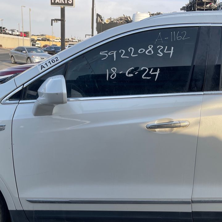 Door (LHF) - 2017 Cadillac XT5