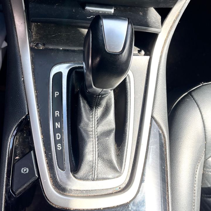 Gear Shift Knob(Automatic) - 2015 Ford Edge SEL
