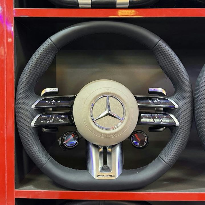 Mercedes-Benz AMG Performance Steering Wheel