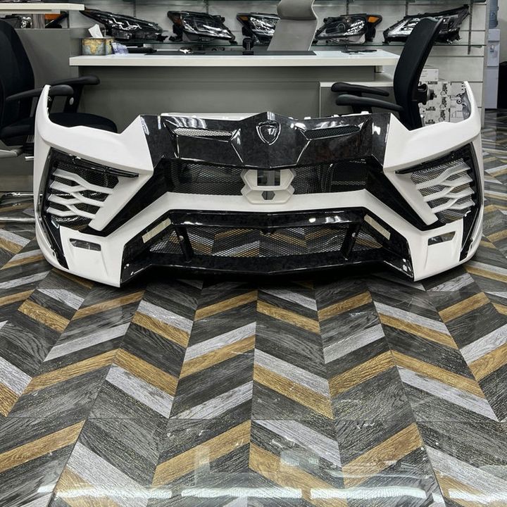 Lamborghini Urus - Front Bumper