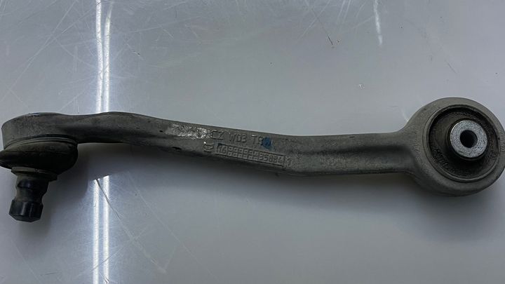 Lower Arm(RHF) - 2012 Audi S4