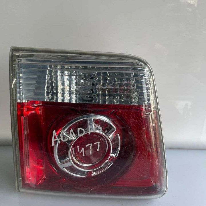 Tail Light (LH) - 2009 GMC Acadia SLT (2)