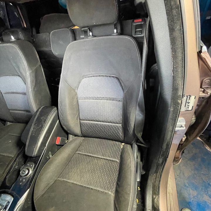 Front Seat (LHS) - 2017 Infiniti QX30 2.0t