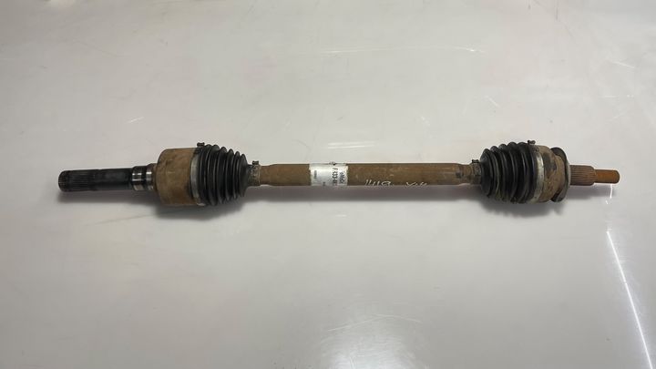 Axle Rear (RH) - 2016 Ford Mustang