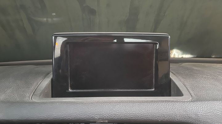 Info-gps-tv screen - 2014 Audi Q3 SPORT