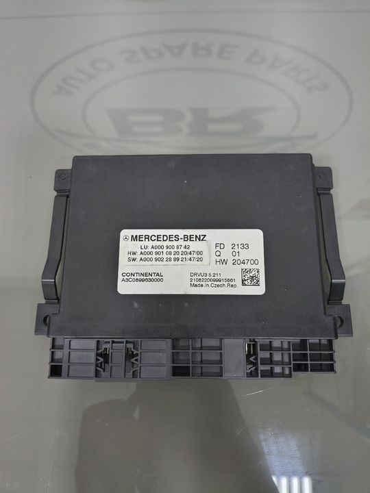 Mercedes-Benz A0009008702  Control Unit