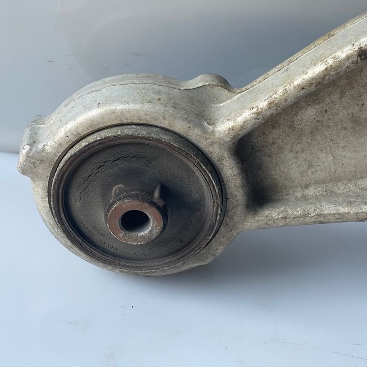Lower arm (LH) - 2014 Nissan Pathfinder